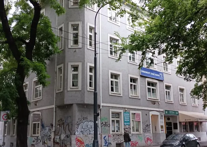 Gazde/Camere de închiriat Central Apartman